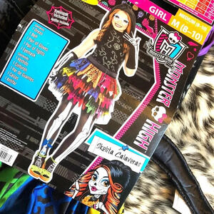 Monster High Halloween costume with Belt Girl M8-10 Witch Goth